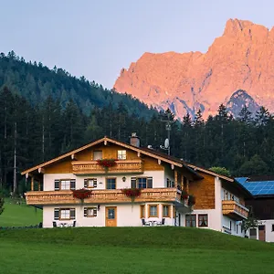Hochoedlehen Penzion
